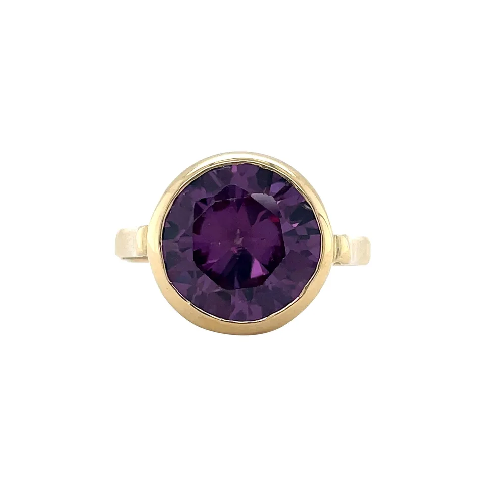 Vintage 14K Gold Ring with Sapphire