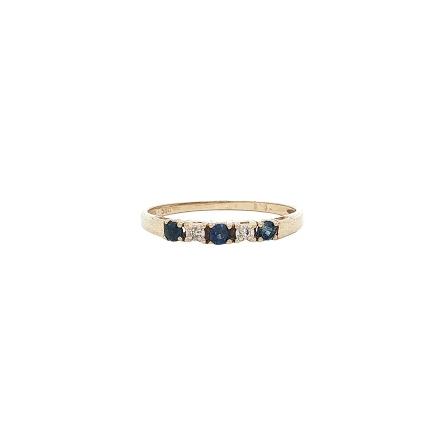 Vintage 14K Gold Ring with Sapphire and Diamond