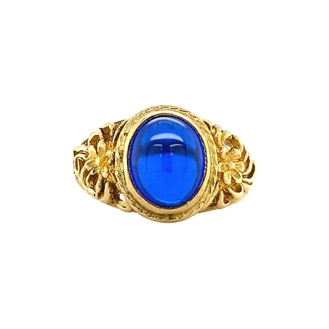 Vintage 18K Gold Ring with Blue Glass