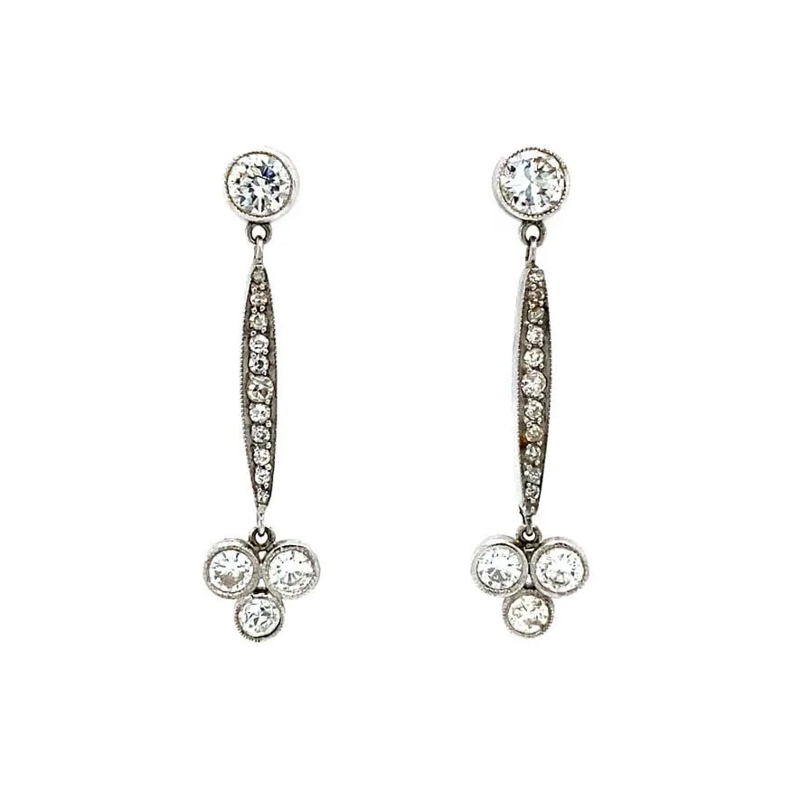 Vintage 14K White Gold Stud Earrings with Diamond