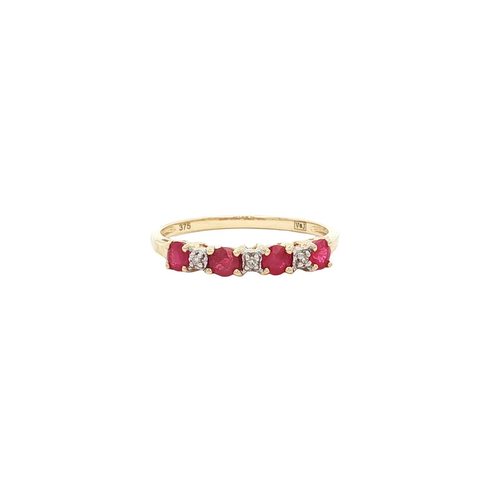 Vintage 9K Gold Ring with Ruby and Diamond
