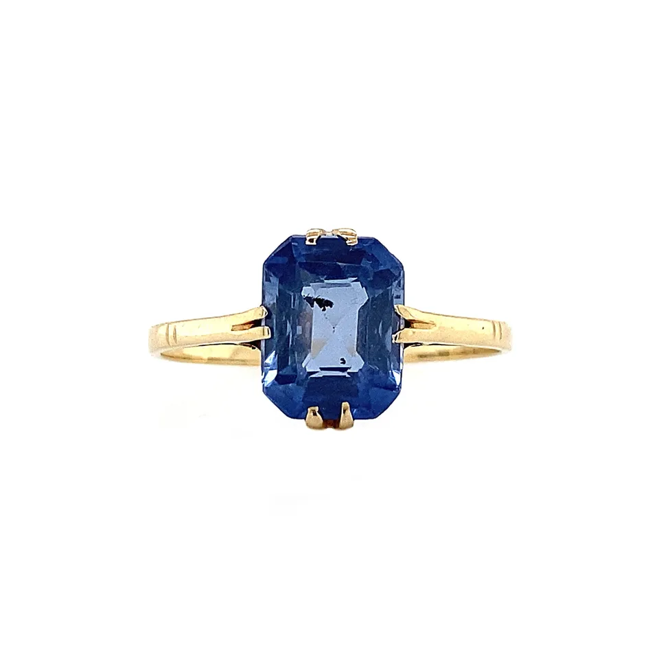 Vintage 14K Gold Ring with Sapphire
