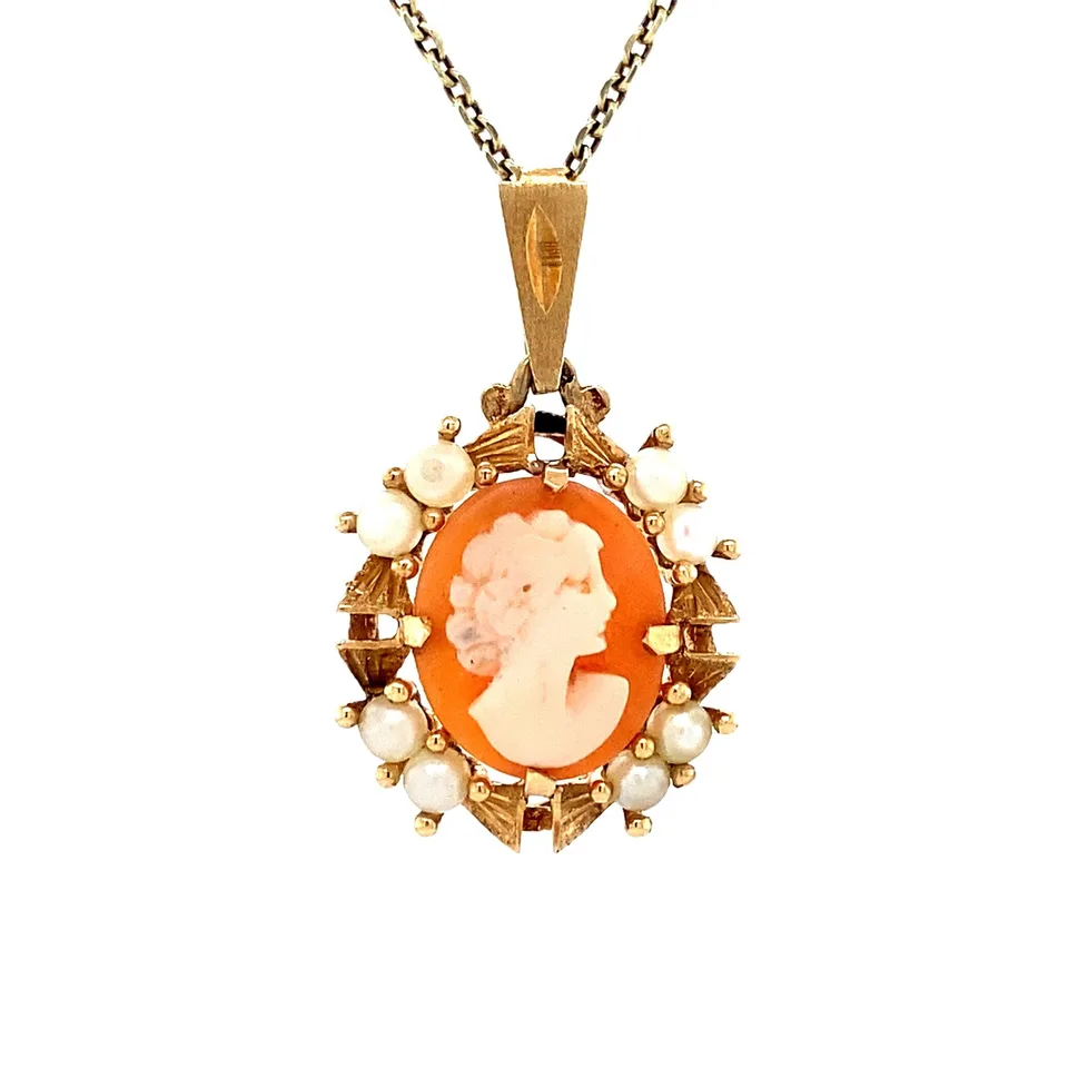 Vintage 14K Gold Pendant with Cameo and Pearl