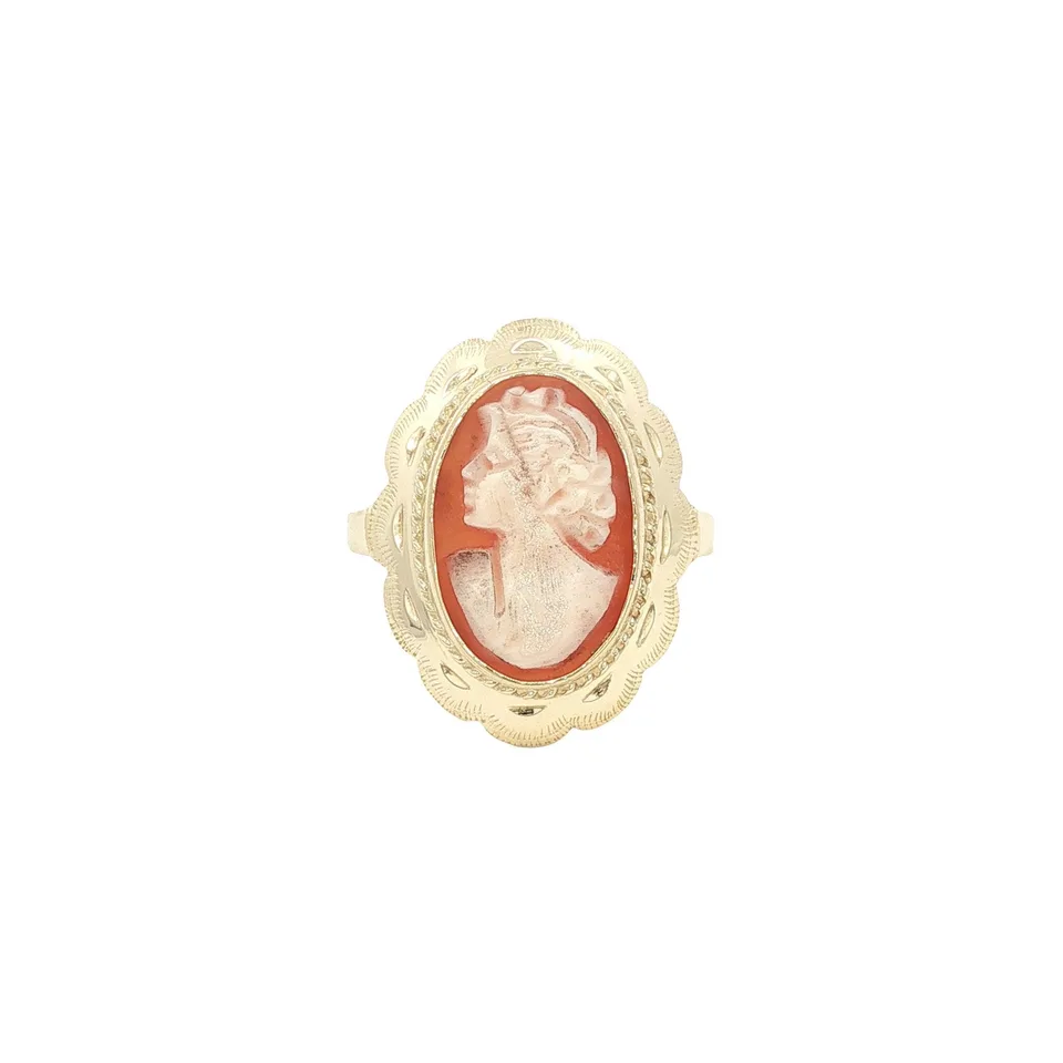 Vintage 14K Gold Ring with Cameo