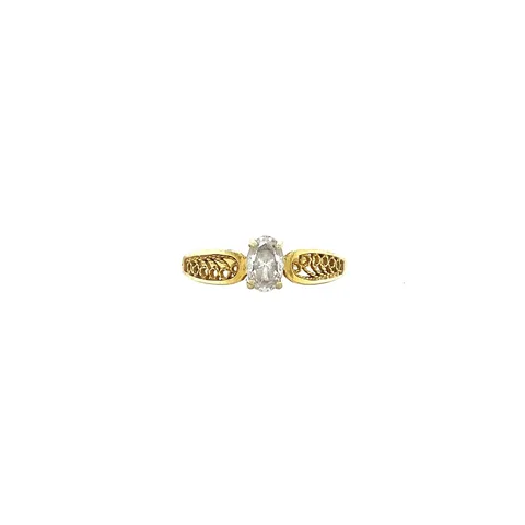 Vintage 14K Gold Ring with Cubic Zirconia
