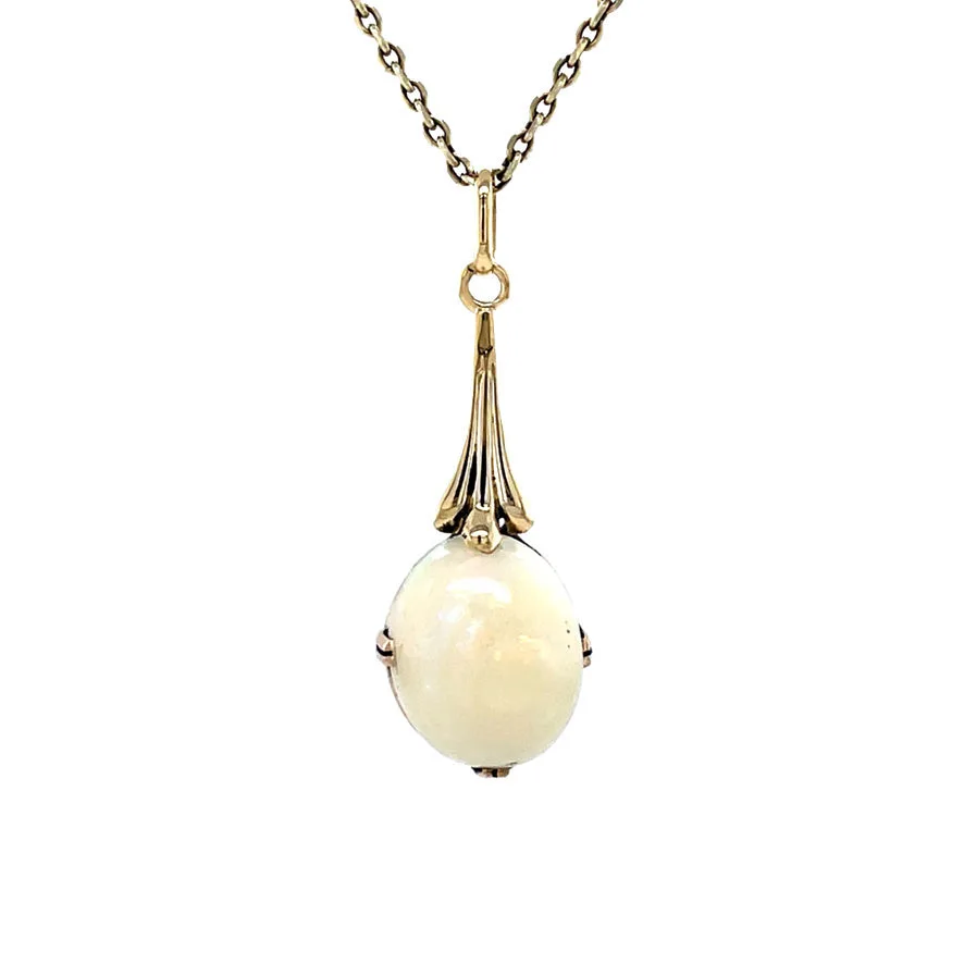 Vintage 14K Gold Pendant with Opal