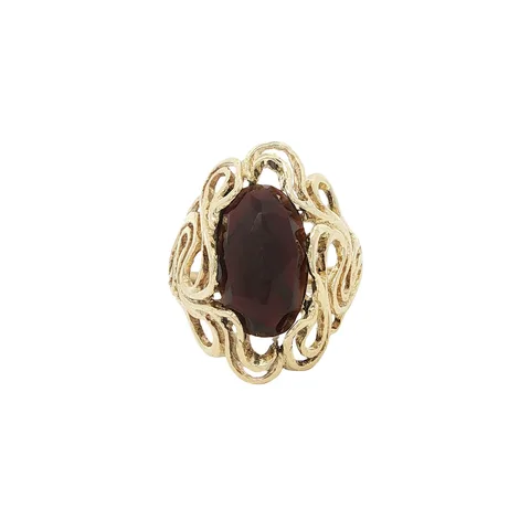 Vintage 14K Gold Ring with Garnet