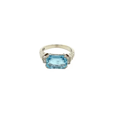 Vintage 14K White Gold Ring with Aquamarine and Diamond