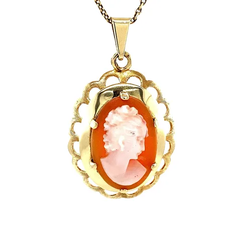 Vintage 14K Gold Pendant with Cameo