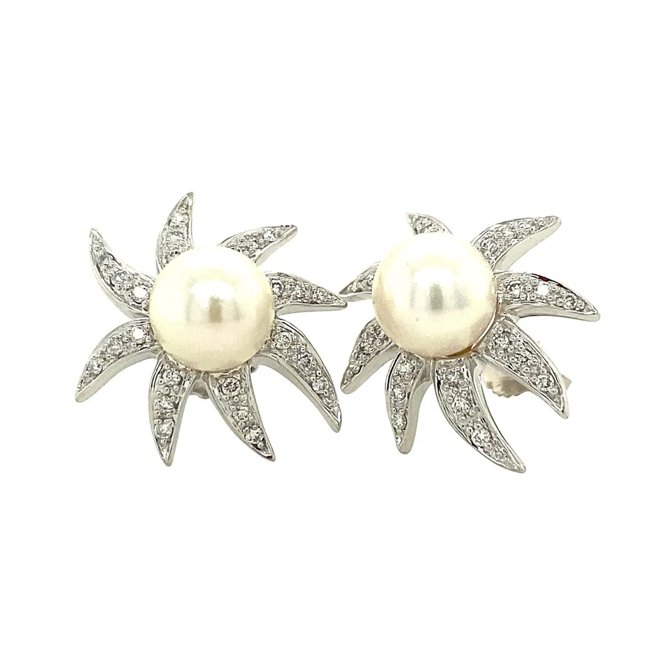 Vintage 14K White Gold Stud Earrings with Diamond and Pearl