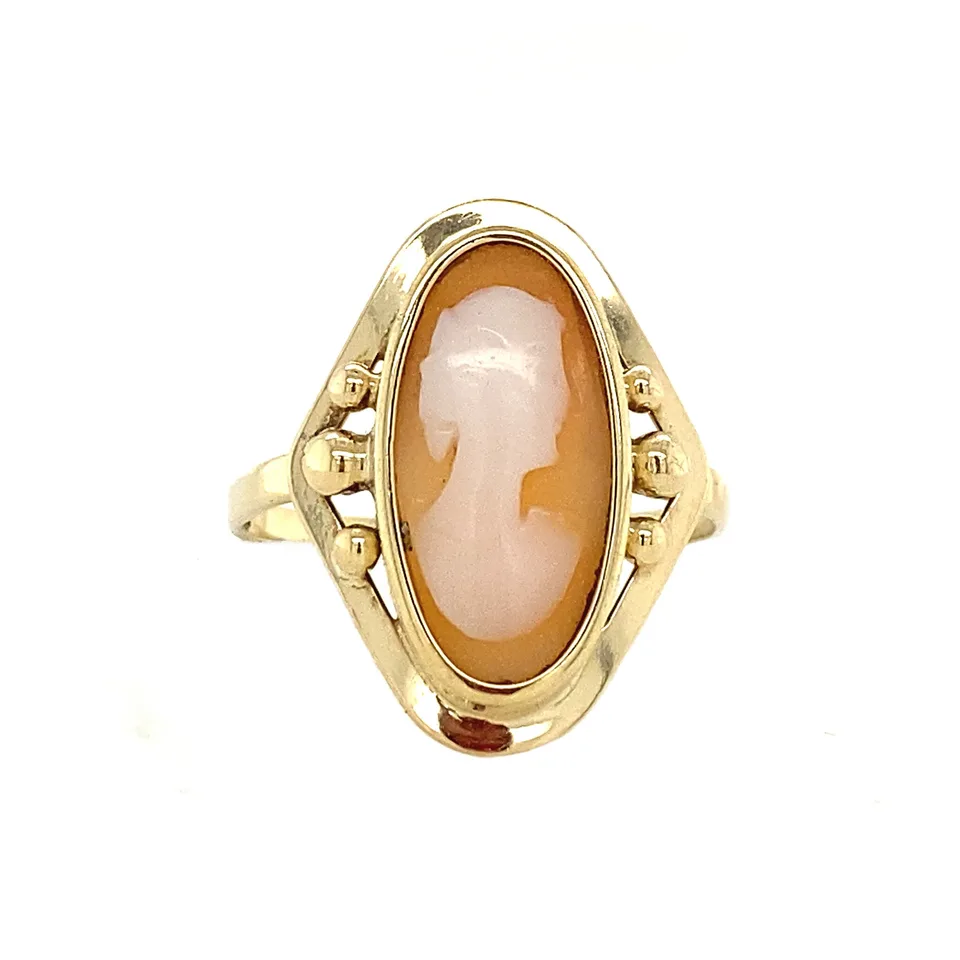 Vintage 14K Gold Ring with Cameo