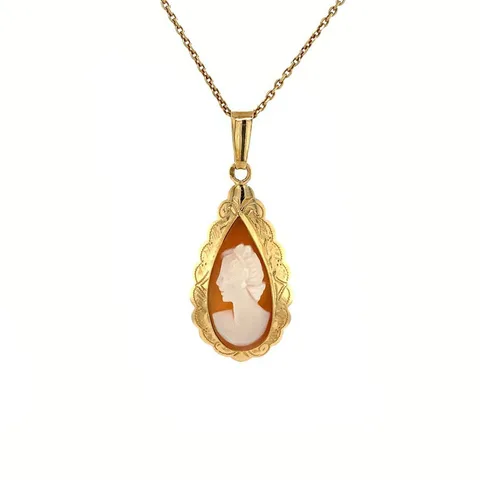 Vintage 14K Gold Pendant with Cameo