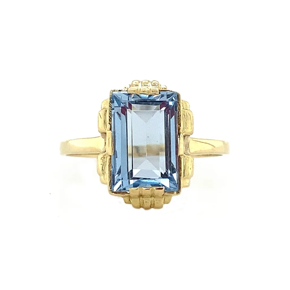 Vintage 14K Gold Ring with Blue Spinel