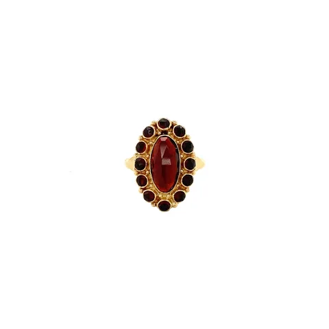 Vintage 14K Gold Ring with Garnet