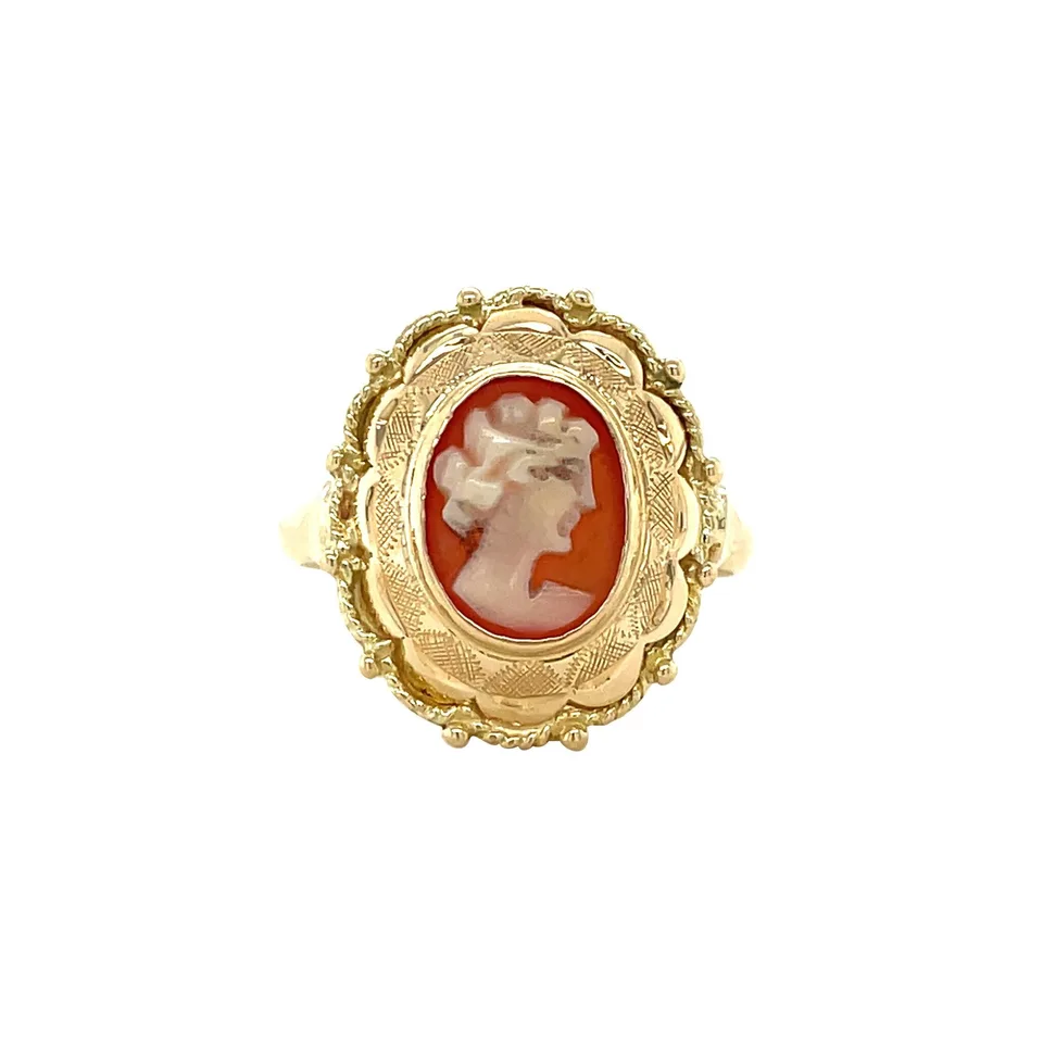 Vintage 14K Gold Ring with Cameo