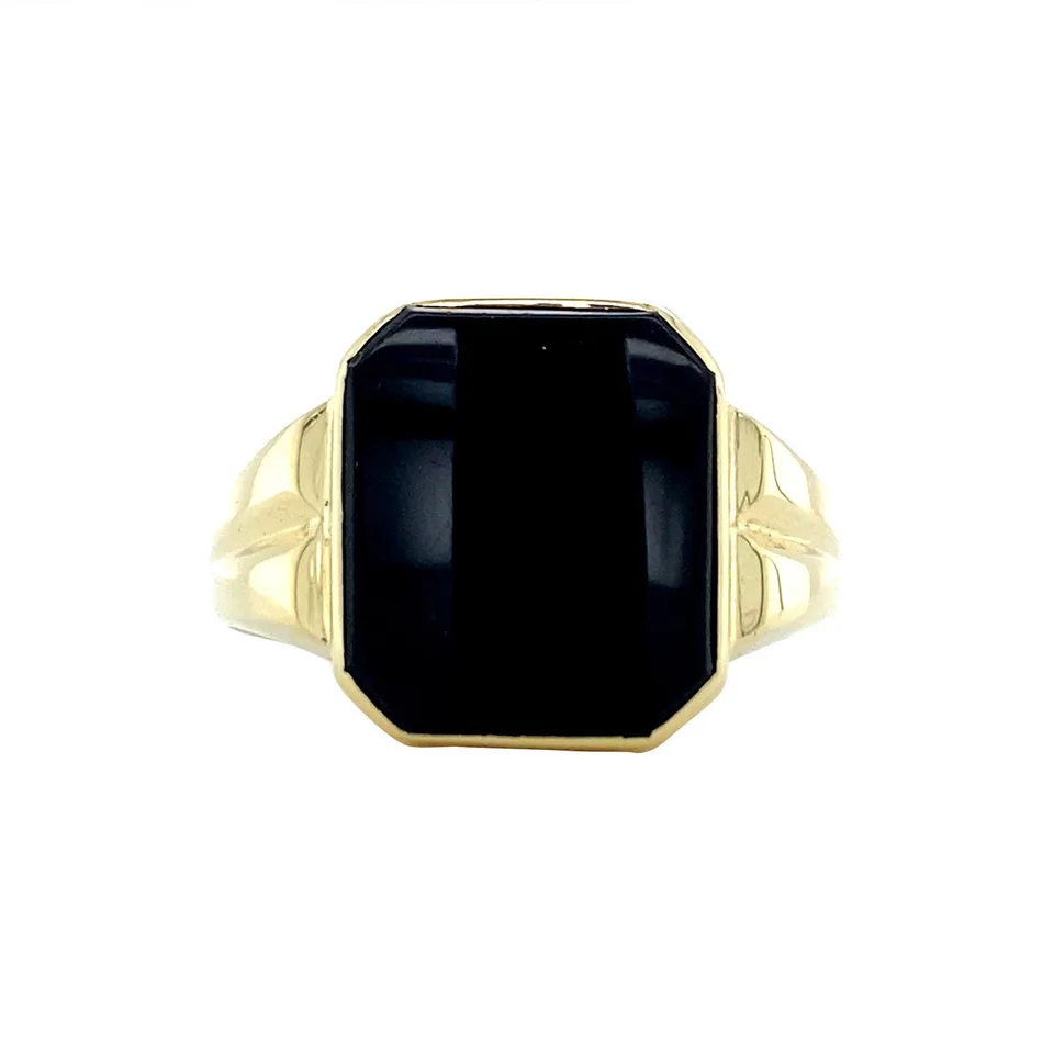 Vintage 14K Gold Signet Ring with Onyx