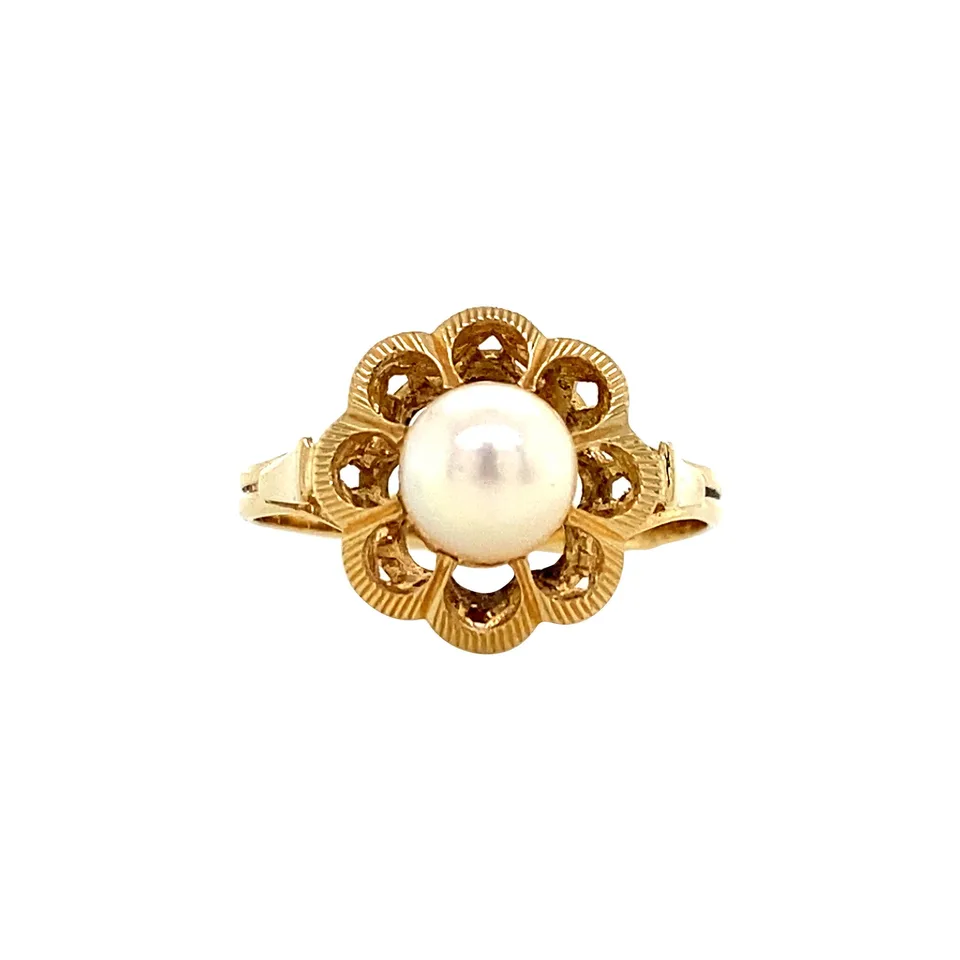 Vintage 18K Gold Ring with Pearl