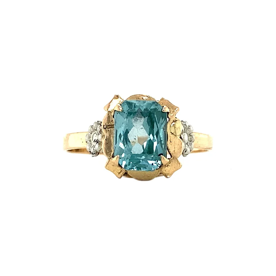 Vintage 18K Two Tone Gold Ring with Topaz