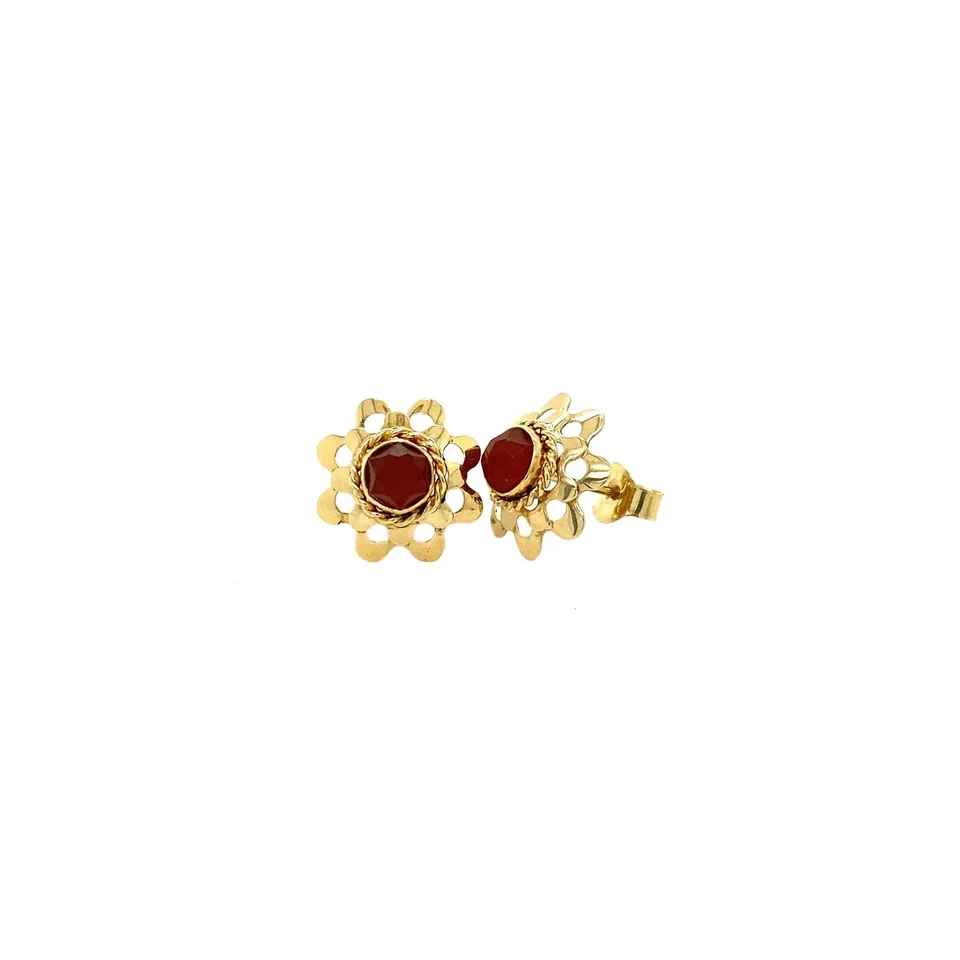 Vintage 14K Gold Stud Earrings with Carnelian