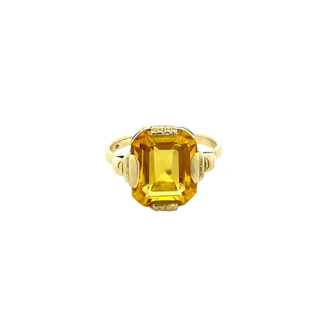Vintage 14K Gold Ring with Yellow Sapphire