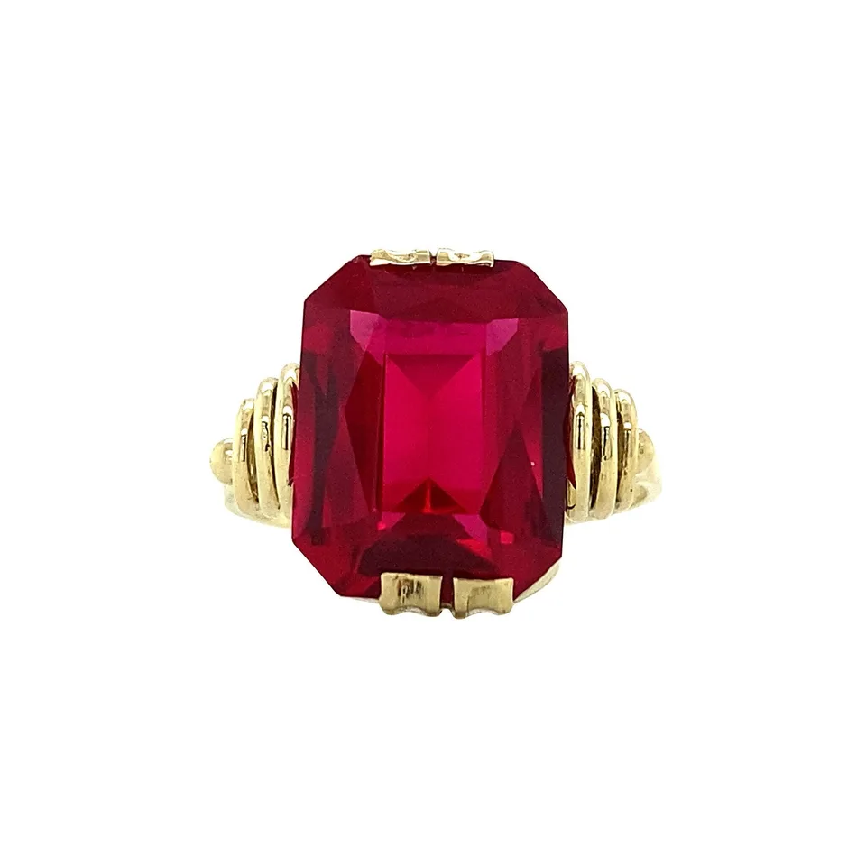 Vintage 14K Gold Ring with Ruby