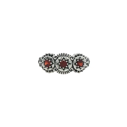 Vintage Sterling Silver Ring with Garnet