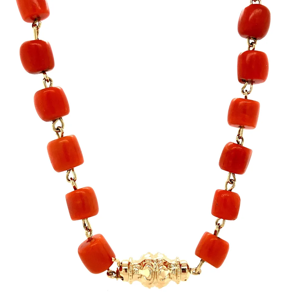 Vintage Red Coral Necklace with Gold Decorative Clasp 45 cm