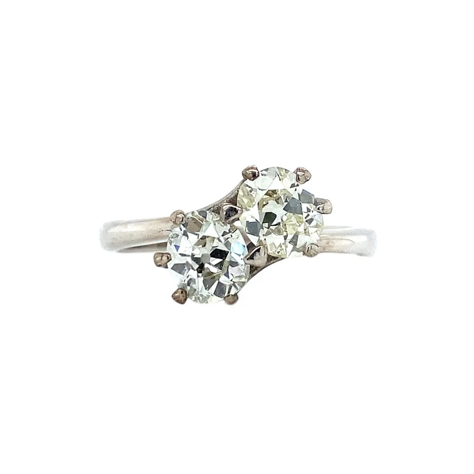 Vintage 14K White Gold Ring with Diamond