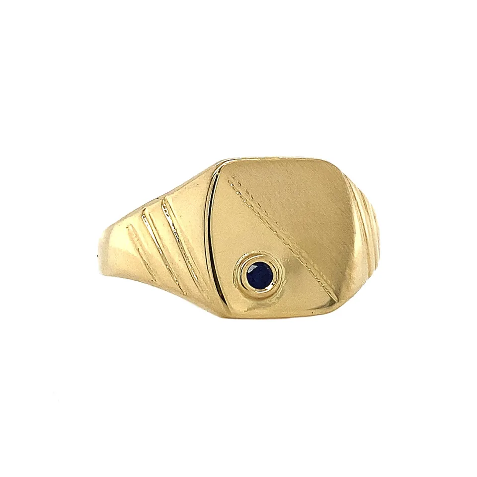 Vintage 18K Gold Signet Ring with Sapphire