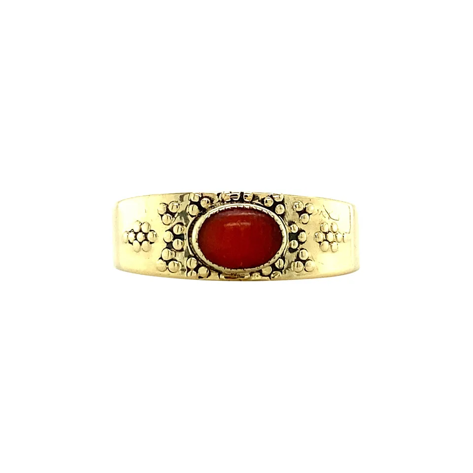 Vintage 14K Gold Ring with Red Coral