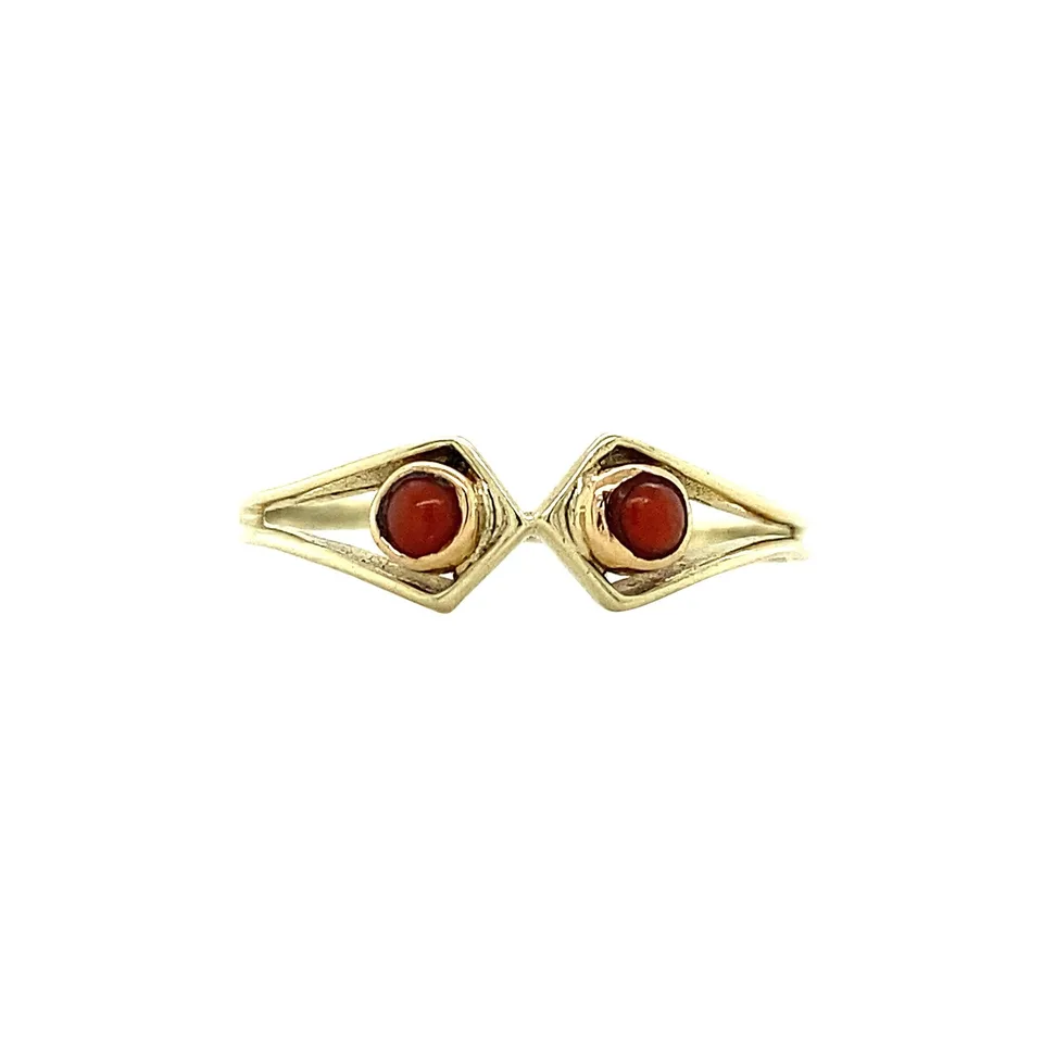 Vintage 14K Gold Ring with Red Coral