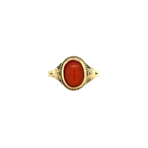 Vintage 14K Gold Ring with Red Coral