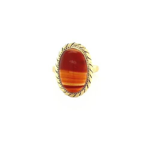 Vintage 14K Gold Ring with Banded Agate