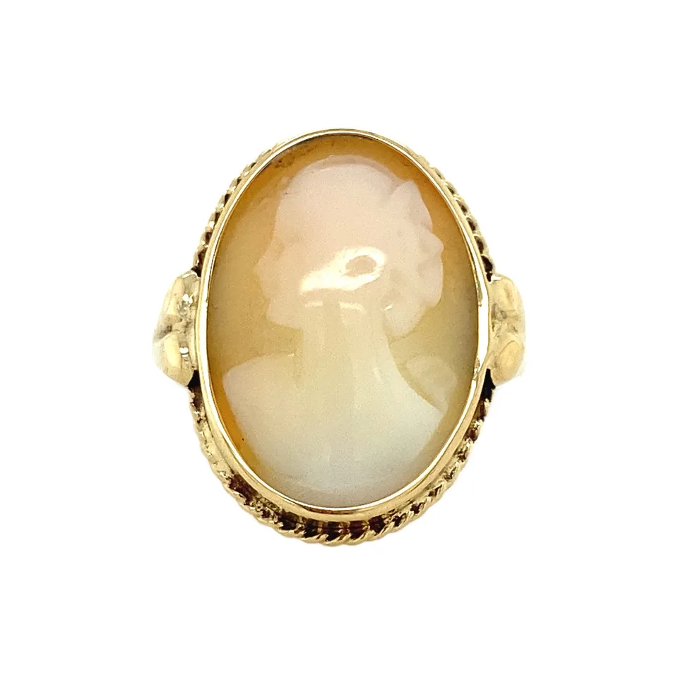 Vintage 14K Gold Ring with Cameo