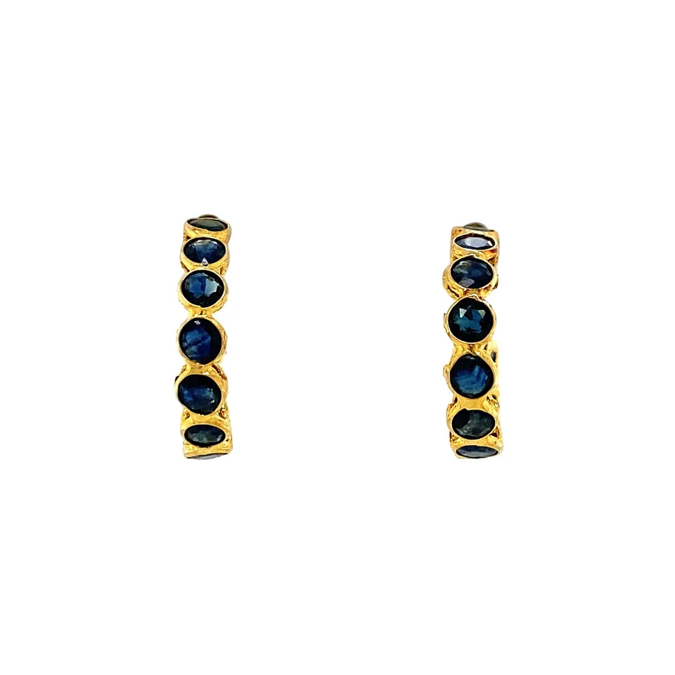 Vintage 14K Gold Stud Earrings with Natural Sapphire