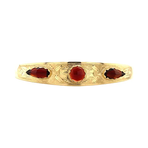 Vintage 14K Gold Bangle with Garnet