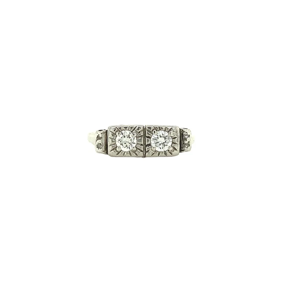 Vintage 14K White Gold Ring with Diamond