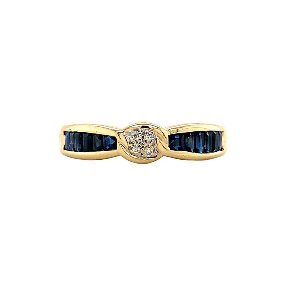Vintage 14K Gold Ring with Sapphire and Diamond