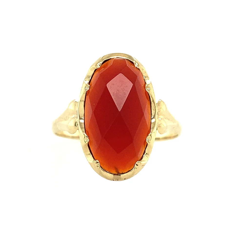 Vintage 14K Gold Ring with Carnelian