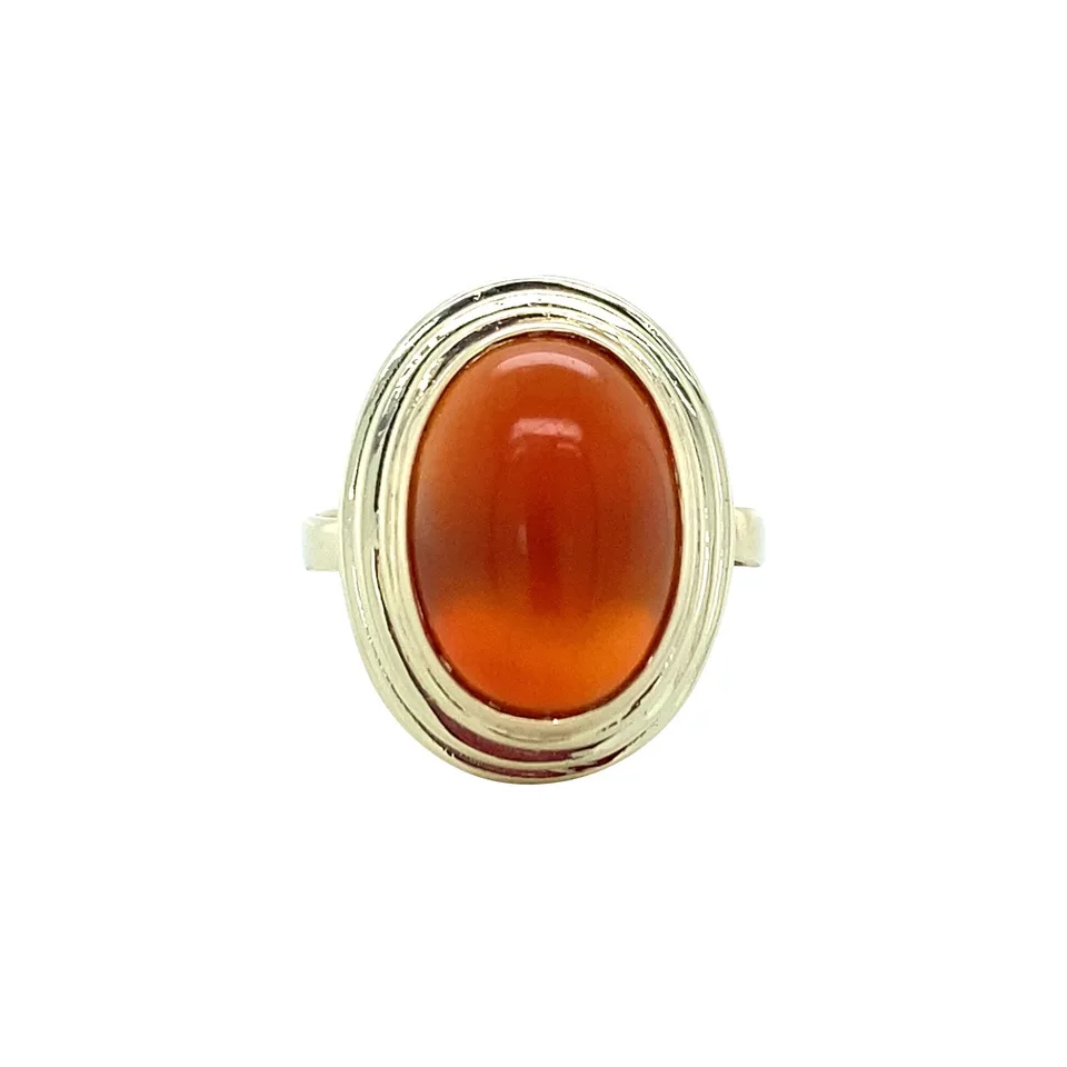 Vintage 14K Gold Ring with Carnelian