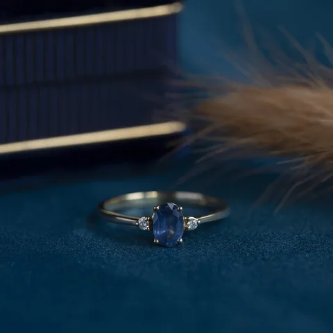 Vintage 14K Gold Ring with Diamond and Sapphire