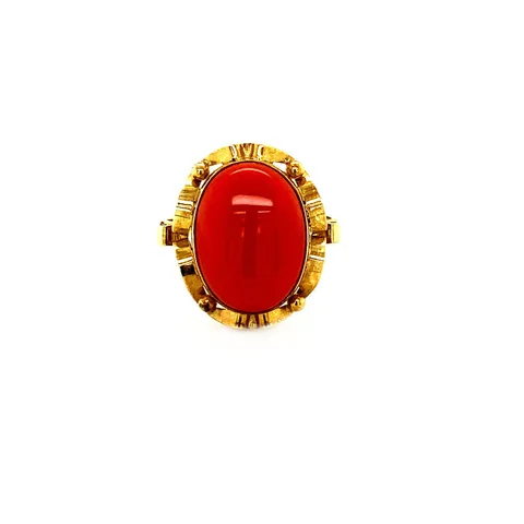 Vintage 14K Gold Ring with Red Coral
