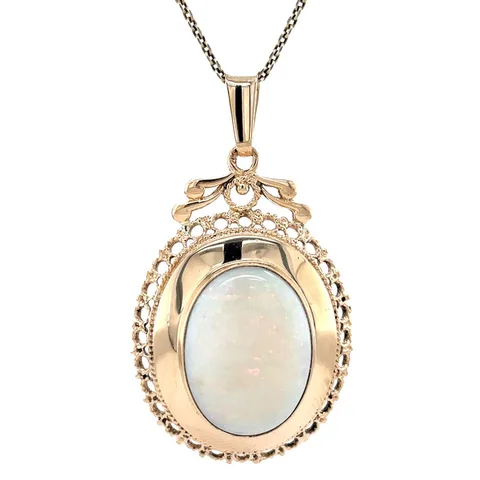 Vintage 14K Gold Pendant with Opal