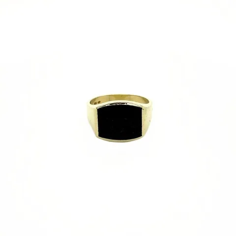 Vintage 14K Gold Signet Ring with Heliotrope