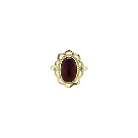 Vintage 14K Gold Ring with Garnet
