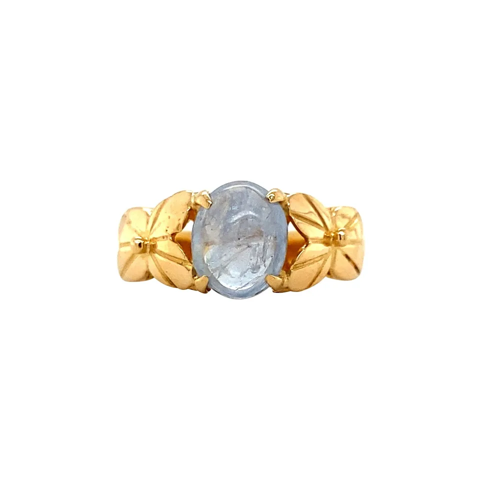 Vintage 20K Gold Ring with Star Sapphire