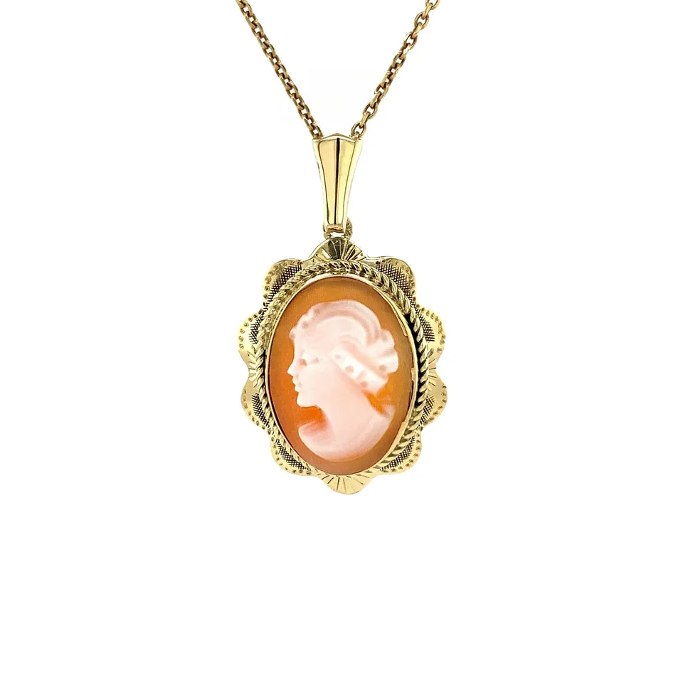 Vintage 14K Gold Pendant with Cameo