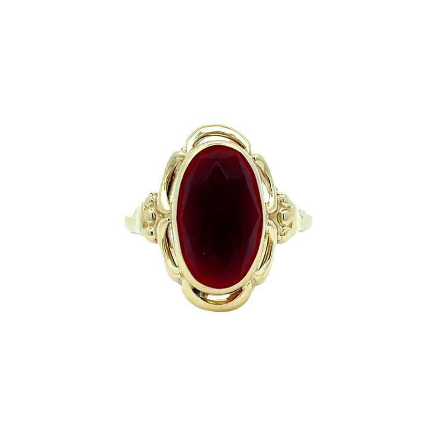 Vintage 14K Gold Ring with Carnelian