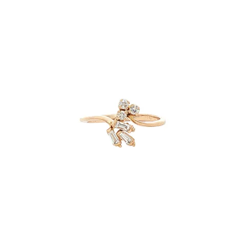 Vintage 18K Gold Ring with Diamond