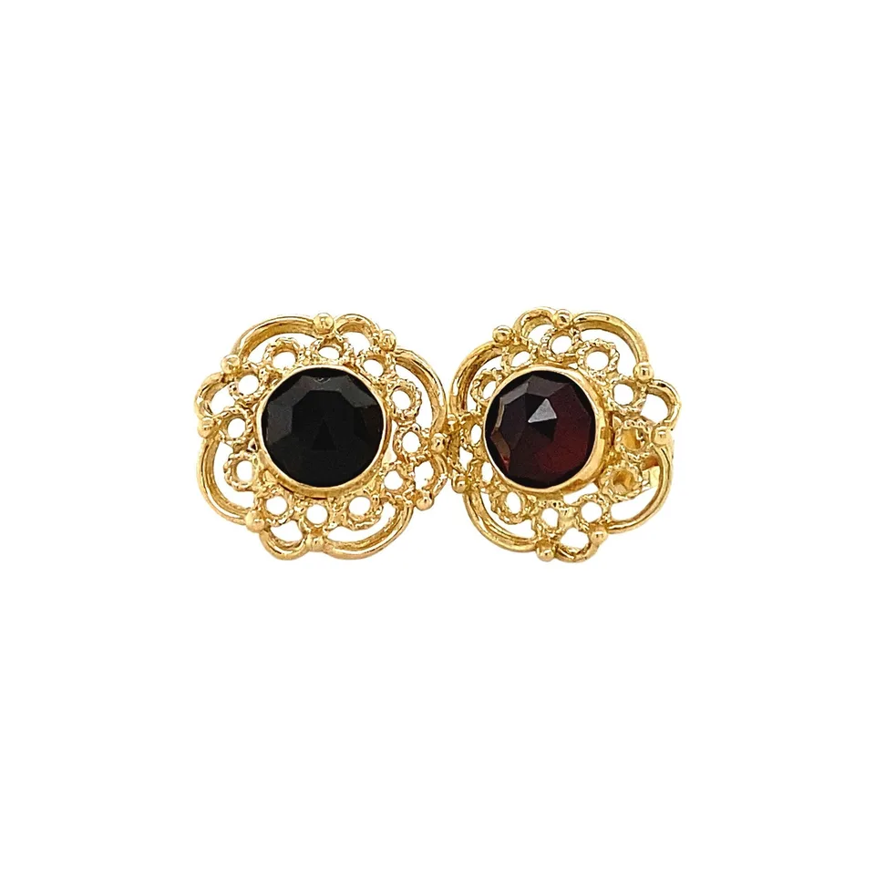 Vintage 14K Gold Stud Earrings with Garnet
